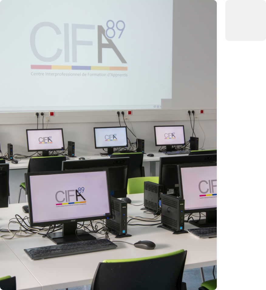 Excellence pédagogique - Salle informatique - CIFA Yonne